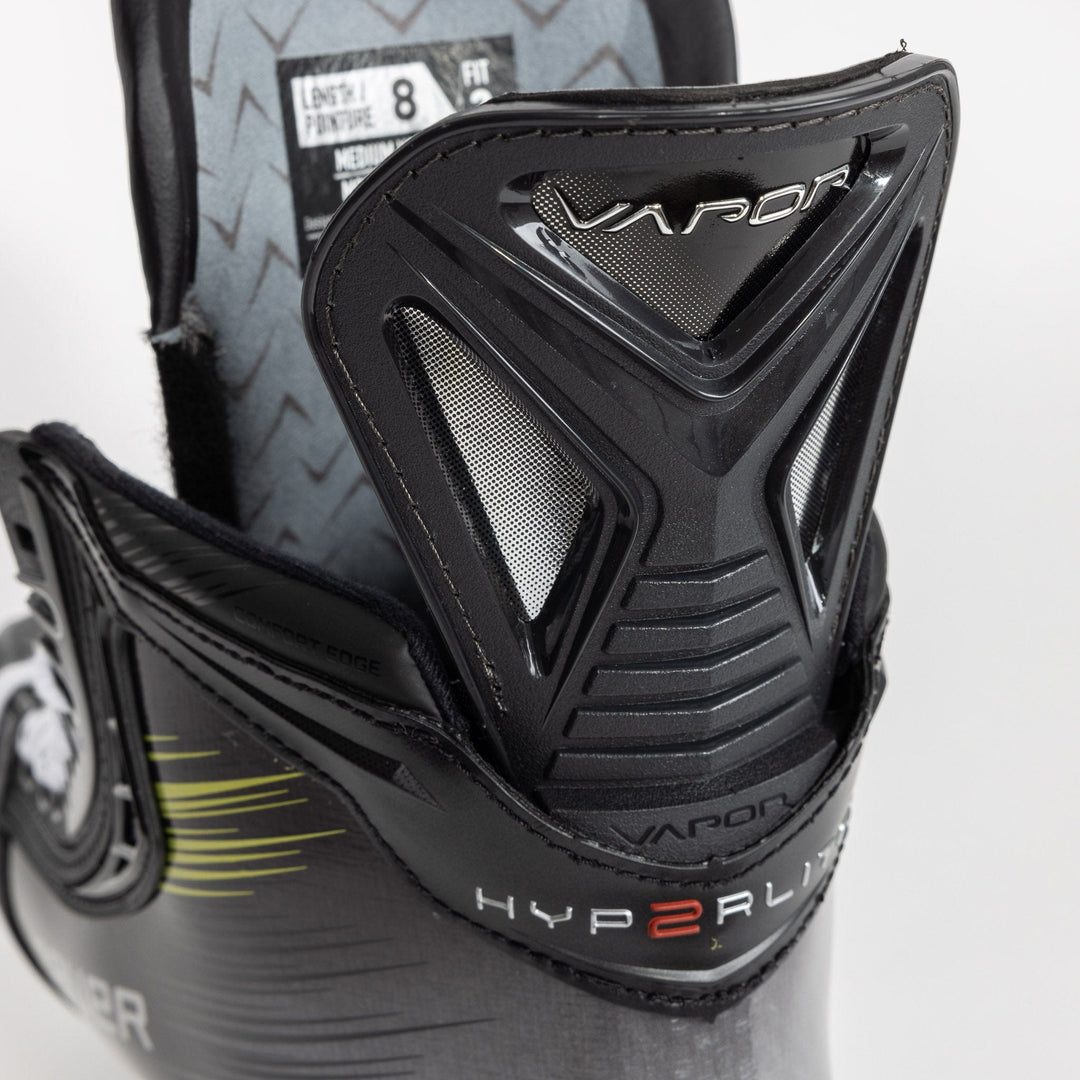 Bauer Vapor HyperLite 2 Senior Hockey Skates