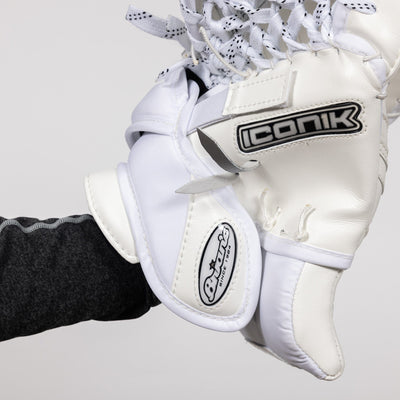 Brian's Iconik Senior Goalie Catcher - TheHockeyShop.com