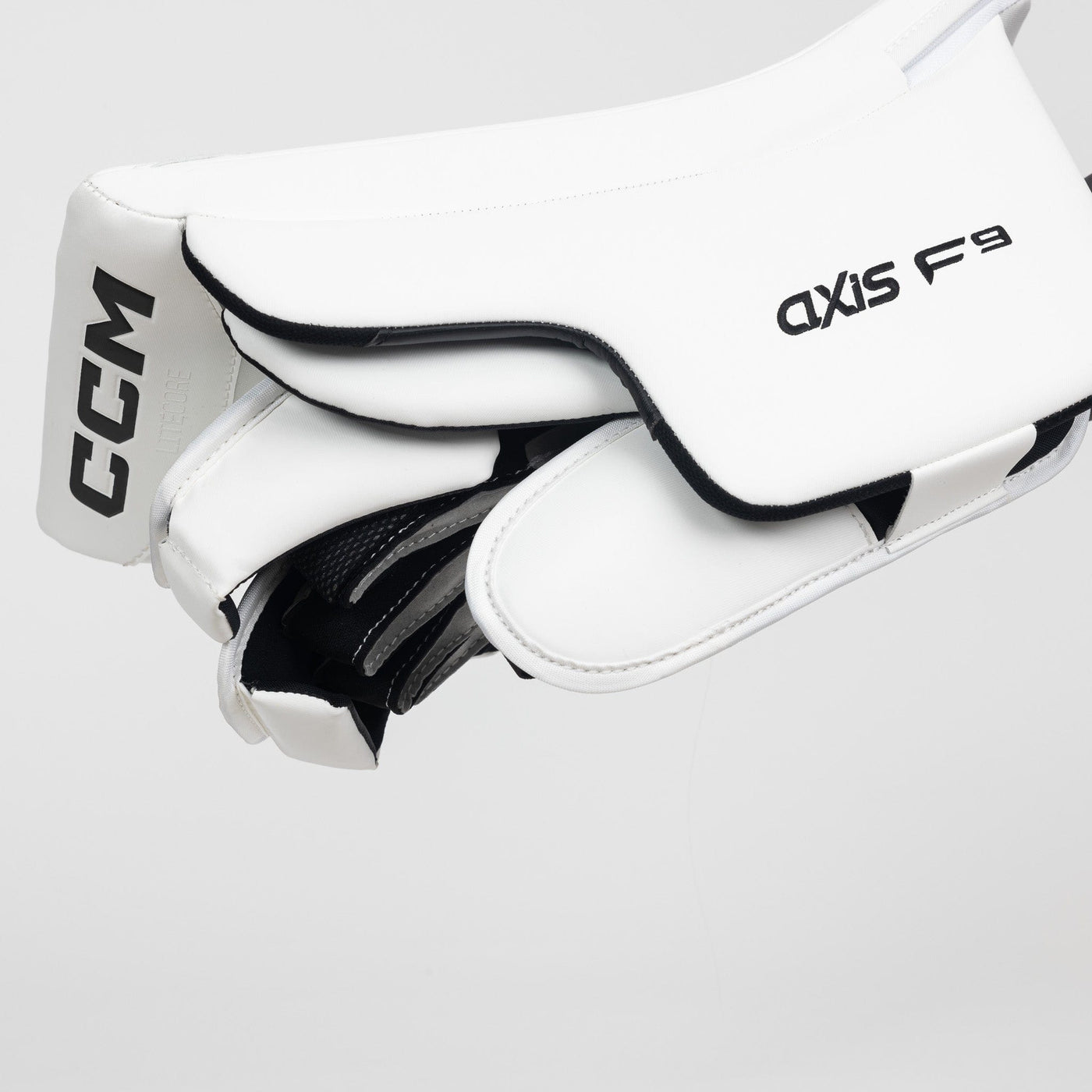 CCM Axis F9 Senior Goalie Blocker - SDC - TheHockeyShop.com