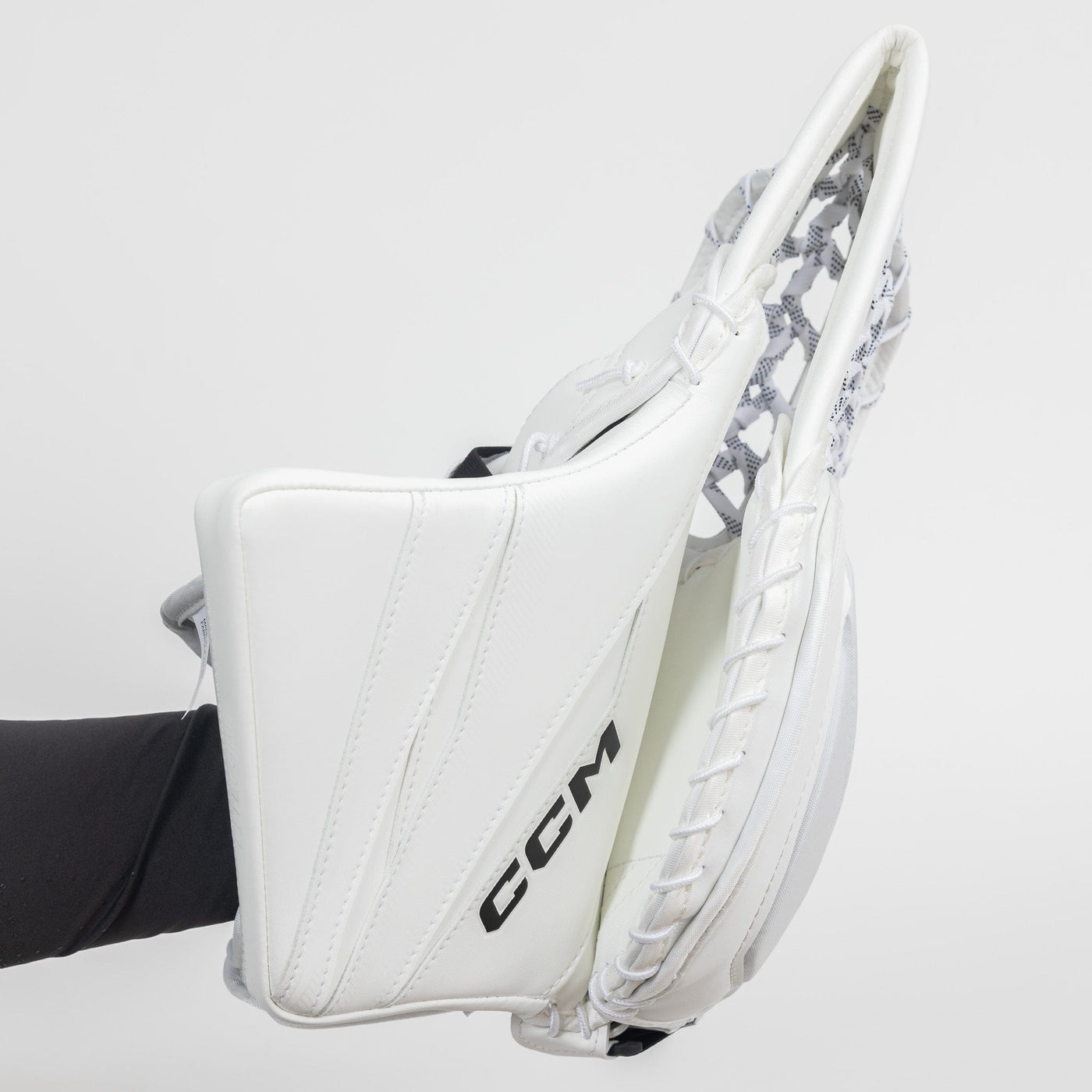 CCM Axis F9 Senior Goalie Catcher - SDC - TheHockeyShop.com