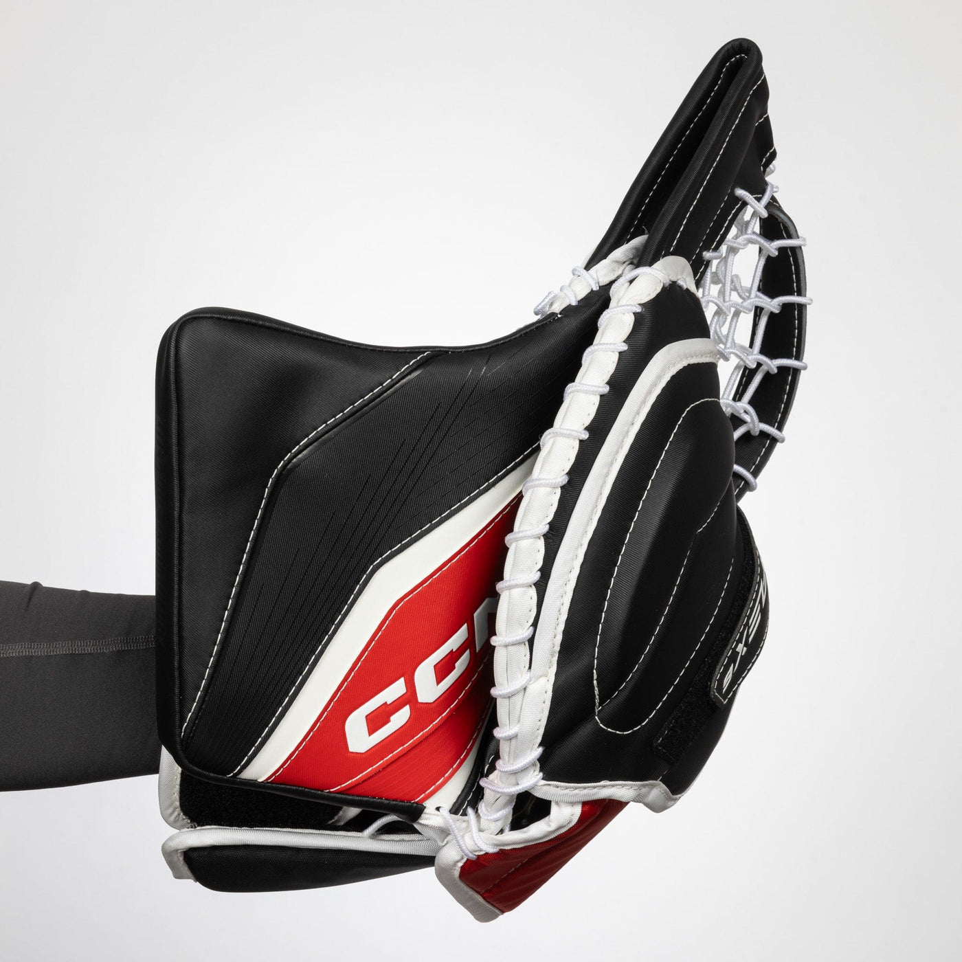 CCM Extreme Flex 6 Senior Goalie Catcher - 580 Degree - TheHockeyShop.com