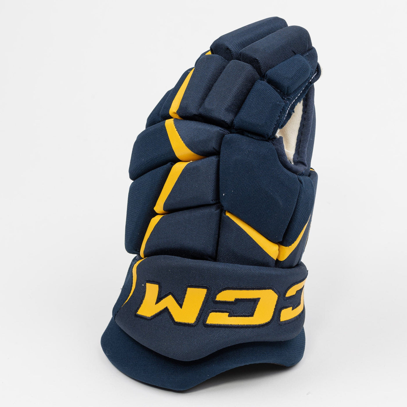 CCM Jetspeed FT680 Junior Hockey Gloves - The Hockey Shop Source For Sports