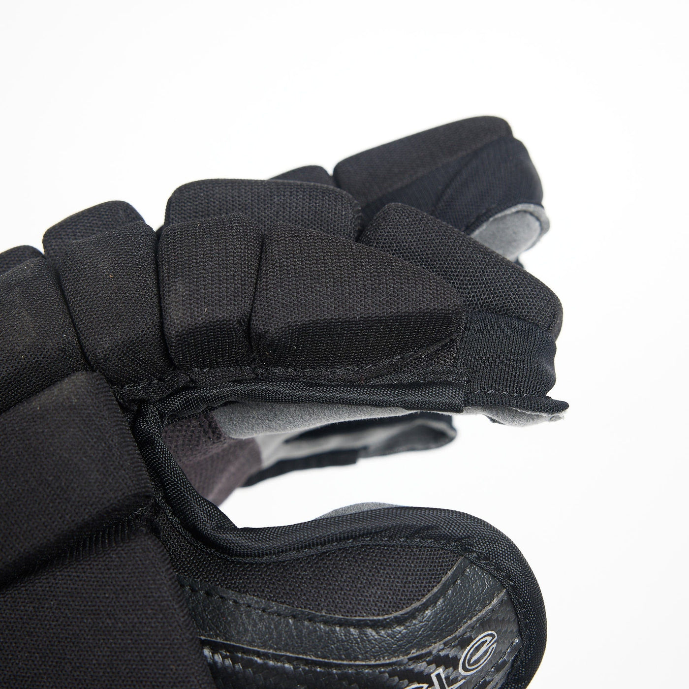 Eagle Aero Junior Hockey Gloves - The Hockey Shop Source For Sports