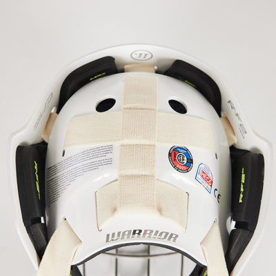 Warrior Ritual F2 E+ Junior Goalie Mask - The Hockey Shop Source For Sports