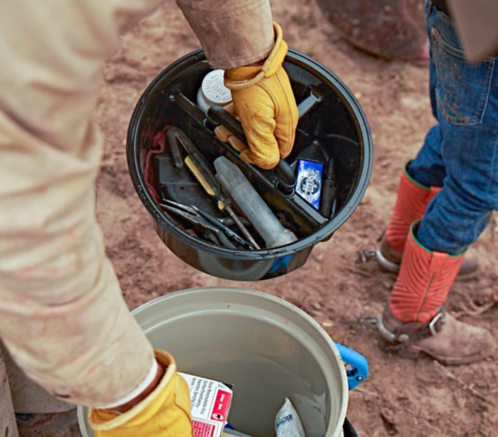 YETI Loadout Bucket Caddy - The Hockey Shop Source For Sports