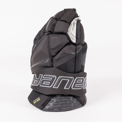 Bauer Vapor Hyperlite Senior Hockey Gloves - The Hockey Shop Source For Sports