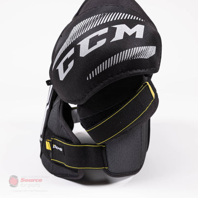 CCM Tacks 9550 Junior Hockey Shoulder Pads