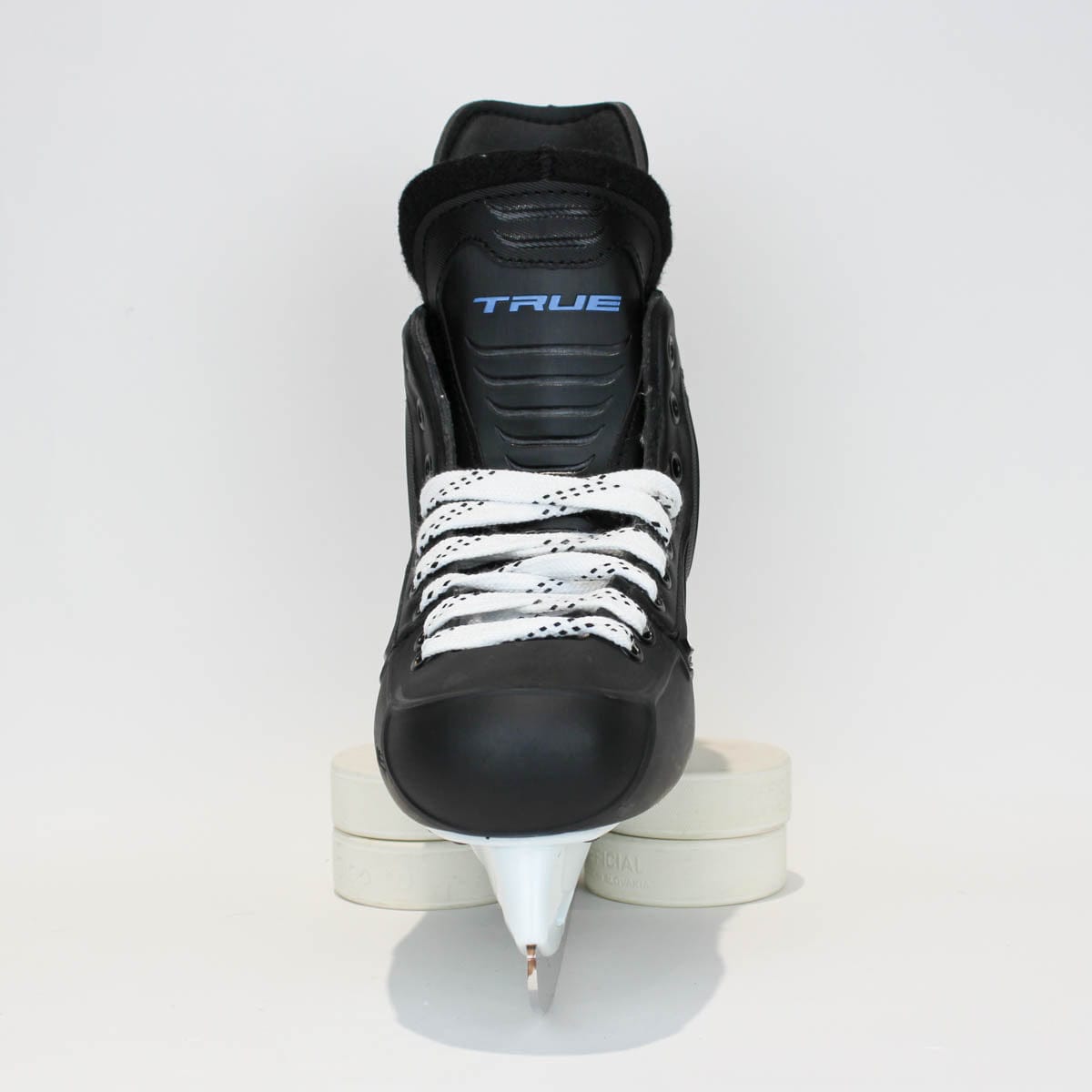 TRUE Player Junior Hockey Skates - Pro Stock - VH Holder - Size 5