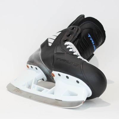 TRUE Player Junior Hockey Skates - Pro Stock - VH Holder - Size 5