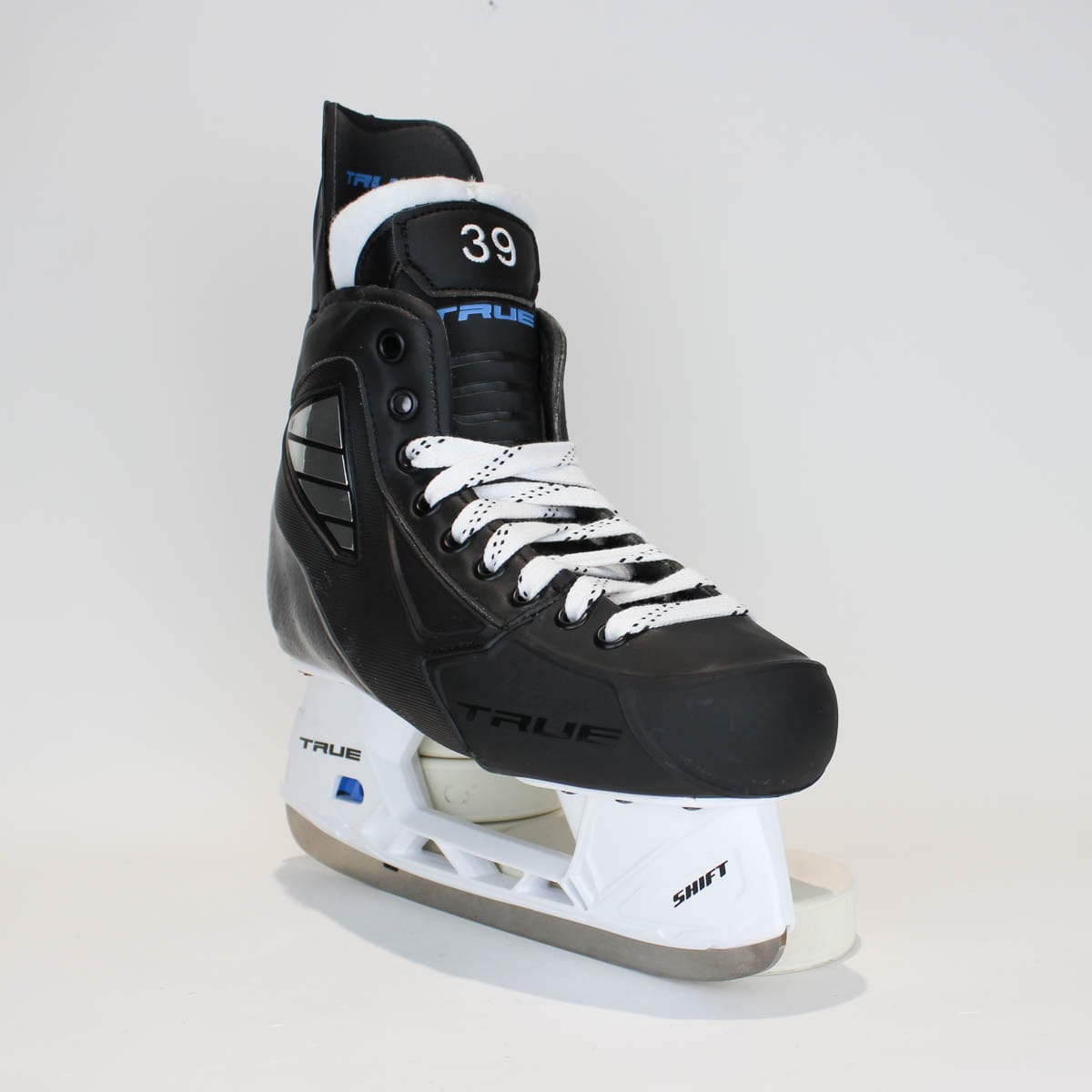 TRUE Player Senior Hockey Skates - Pro Stock - Shift Holder - "39" - Size 6