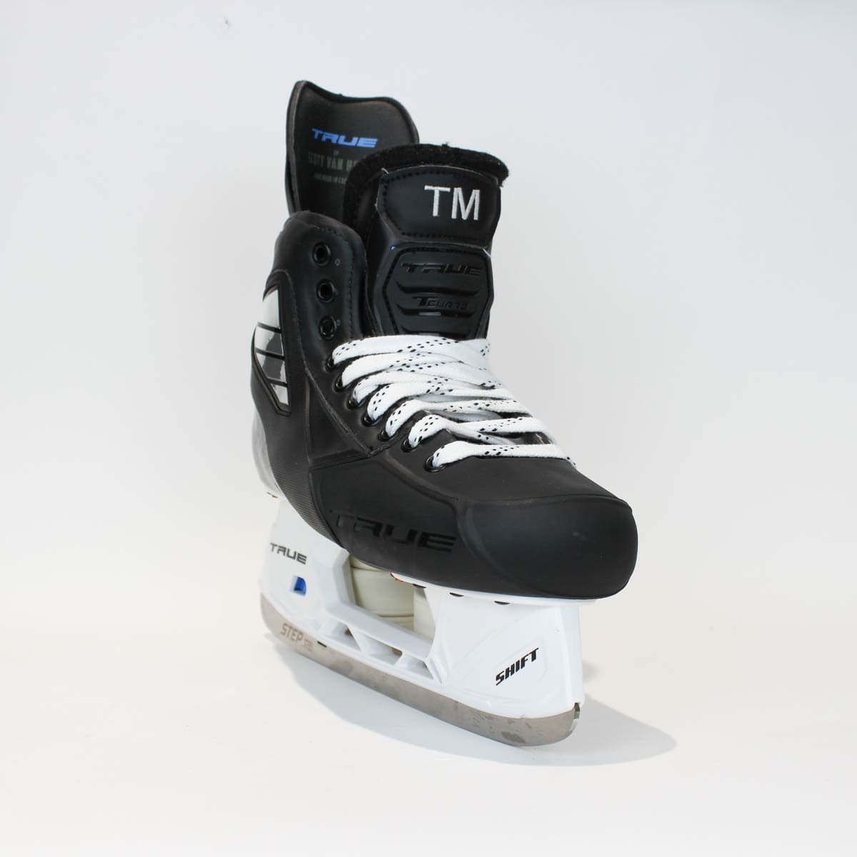 TRUE Player Senior Hockey Skates - Pro Stock - Shift Holder - "TM" - Size 8