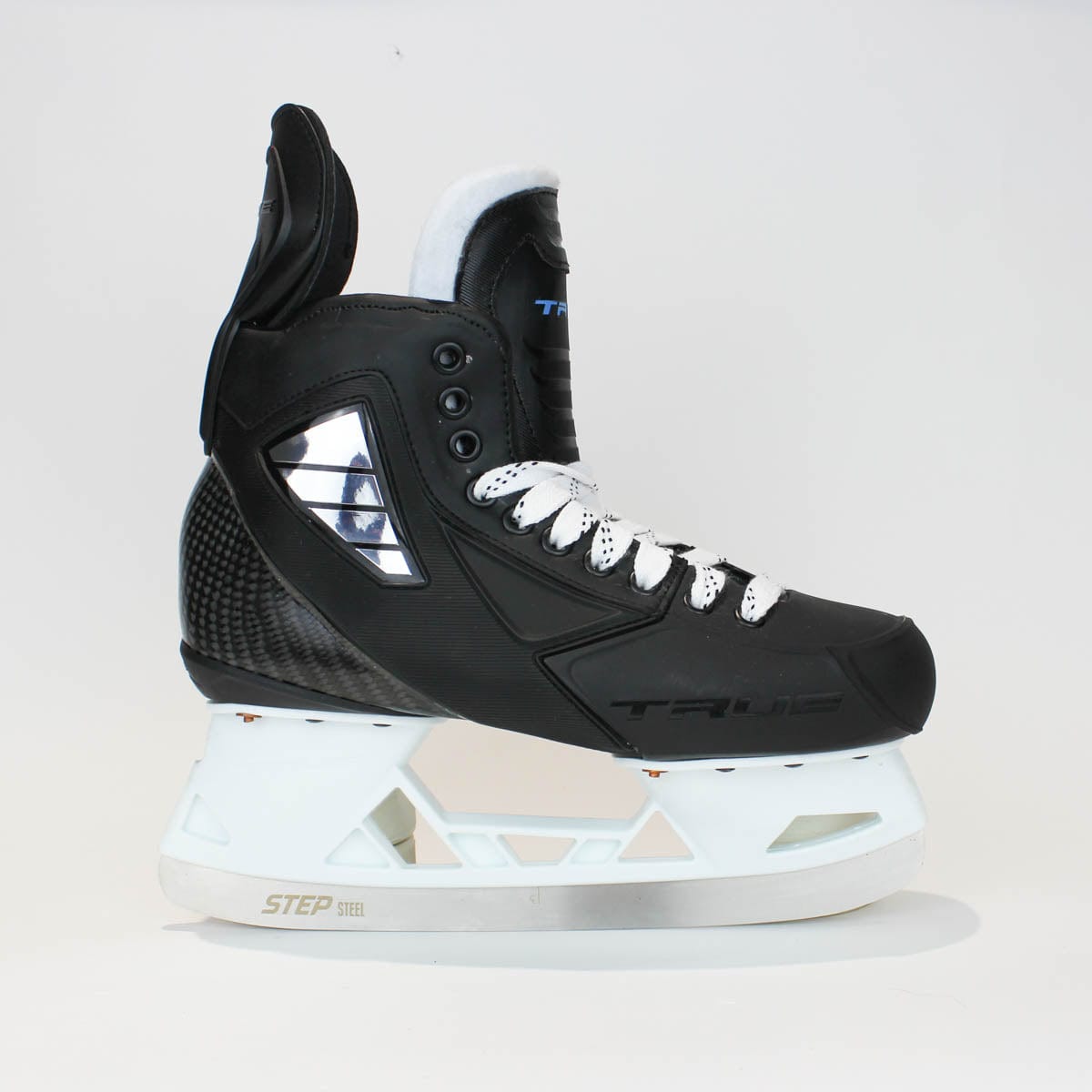 TRUE Player Senior Hockey Skates - Pro Stock - VH Holder - White Felt Tongue - Size 7