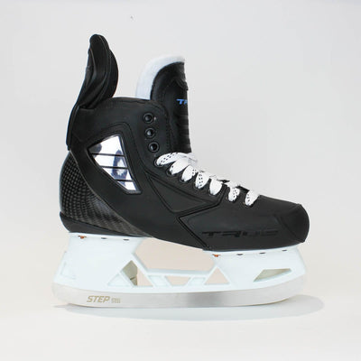 TRUE Player Senior Hockey Skates - Pro Stock - VH Holder - White Felt Tongue - Size 8