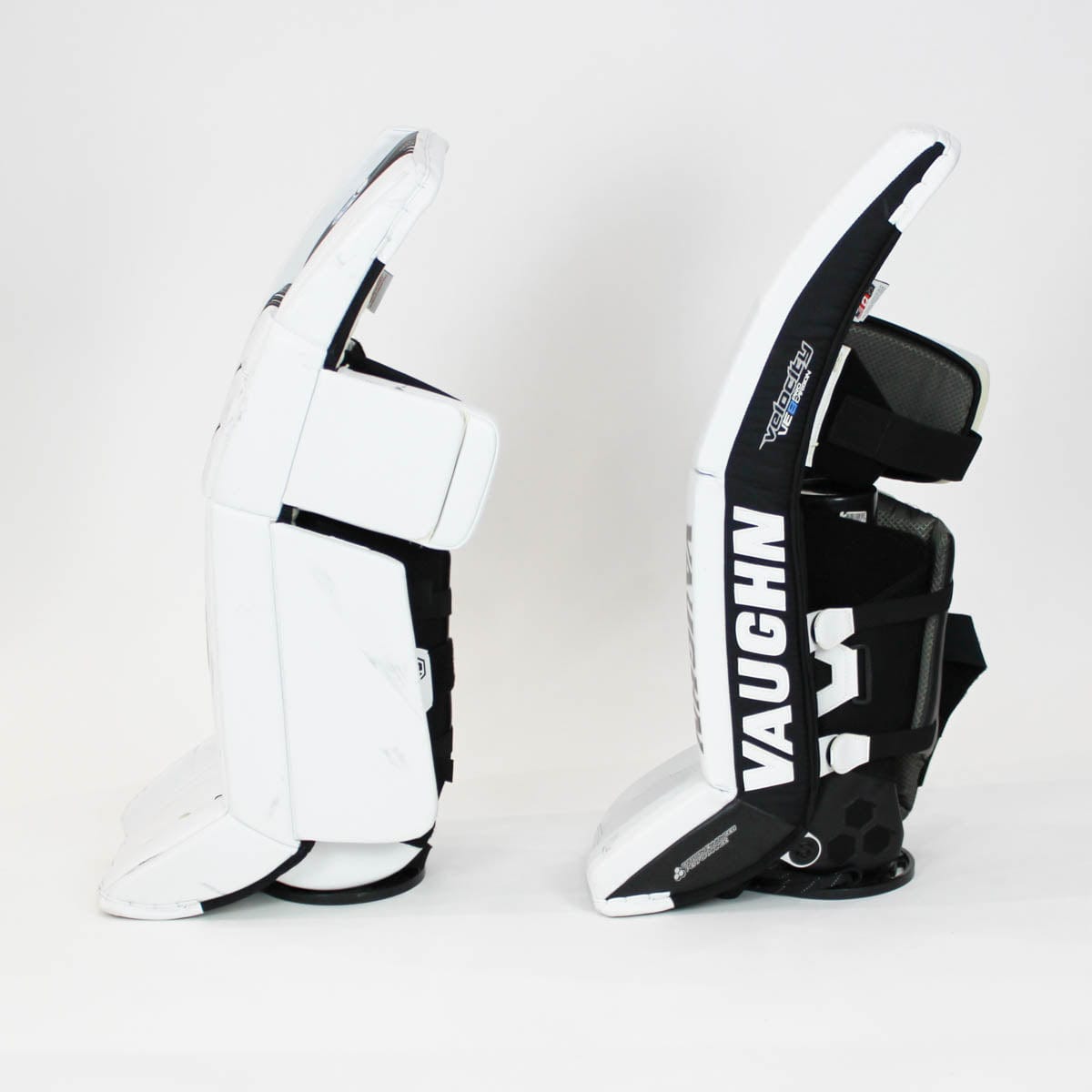 Vaughn Velocity VE8 Pro Carbon Senior Goalie Leg Pads - Demo