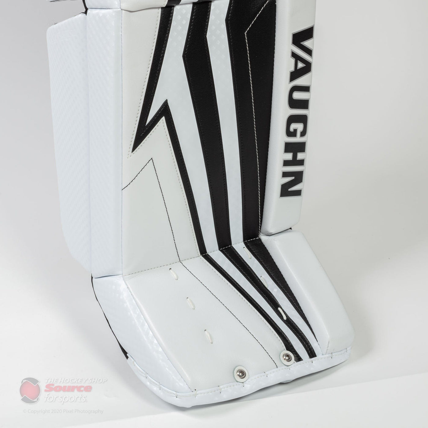 Vaughn Velocity V9 Pro Carbon Senior Goalie Leg Pads