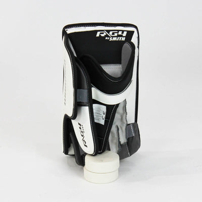 Warrior Ritual G4 Youth Goalie Blocker - Demo