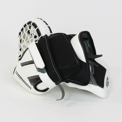 Warrior Ritual G4 Intermediate Goalie Catcher - Demo (G5 Int 75 Degree Palm)