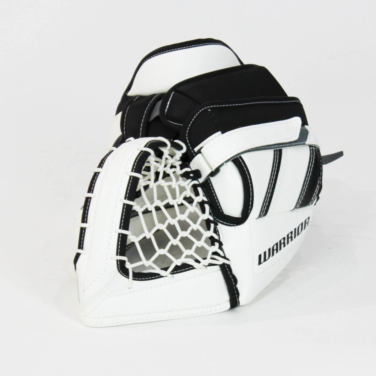 Warrior Ritual G4 Intermediate Goalie Catcher - Demo (G5 Int 75 Degree Palm)